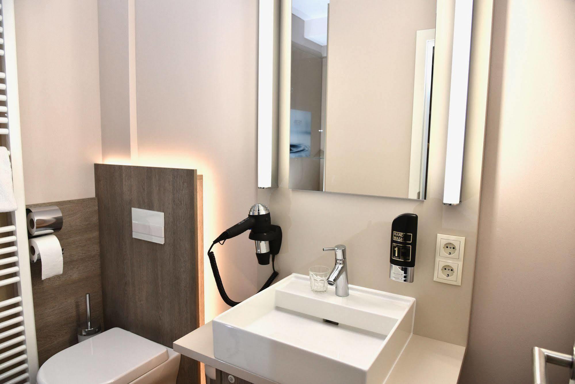 Hotel Bonn City 3*